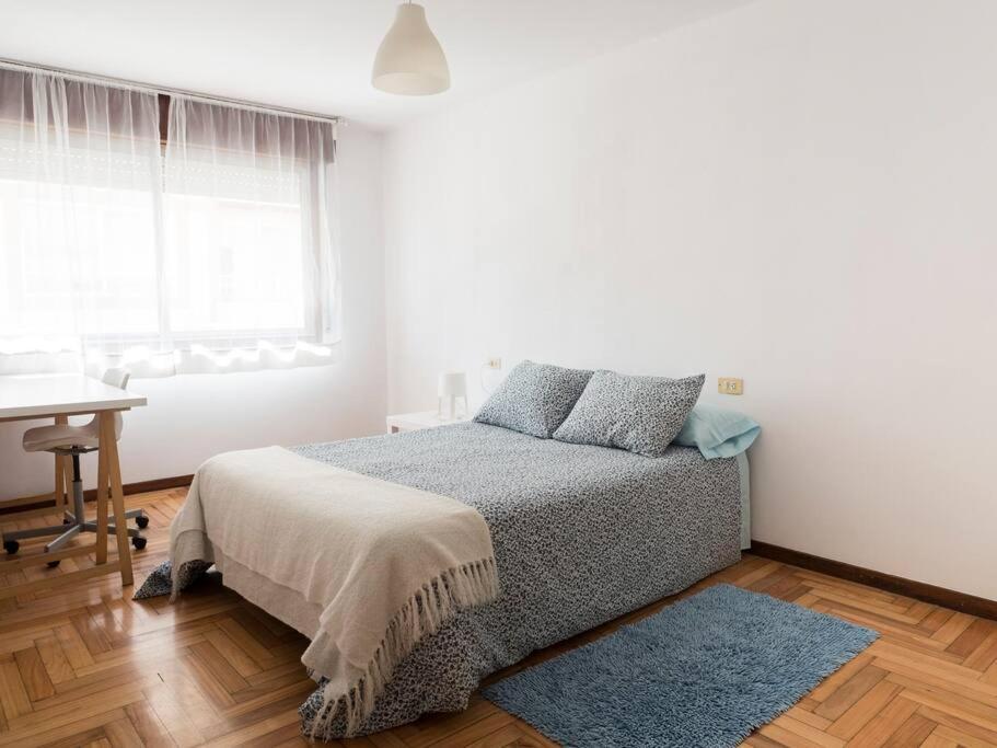 Piso Luminoso En El Centro De Vigo Para 8 Personas Esterno foto